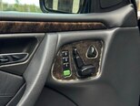 Mercedes E 240-19