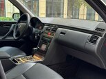 Mercedes E 240-18