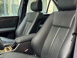 Mercedes E 240-21