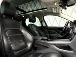 Jaguar F-Pace-10