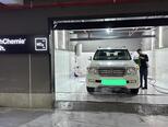 Toyota Land Cruiser-4