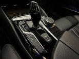 BMW 530e-16