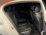 BMW 530e-10
