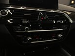 BMW 530e-17