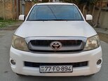 Toyota Hilux-1