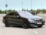 Mercedes E 220-2