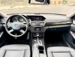 Mercedes E 220-11