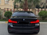 BMW 530e-11