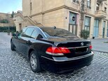 BMW 740-2