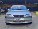 Opel Vectra-1