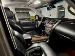 Infiniti QX56-14