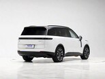 Lynk & Co 900-5