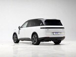 Lynk & Co 900-7