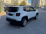 Jeep Renegade-9