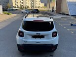 Jeep Renegade-8