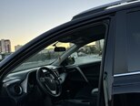 Toyota RAV4-8