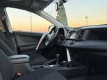 Toyota RAV4-12