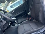 Kia Rio-13