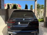 BMW X7-7