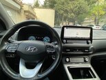 Hyundai Kona Electric-12