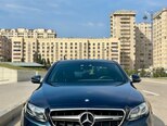 Mercedes E 220 d-1