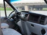 Ford Transit-12