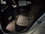 BMW 330e-19