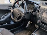 Kia Cerato-5