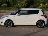 Suzuki Swift-10