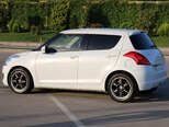 Suzuki Swift-11