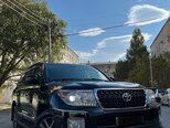 Toyota Land Cruiser-10