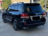 Toyota Land Cruiser-5