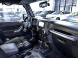 Jeep Wrangler-10