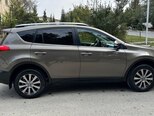 Toyota RAV4-16