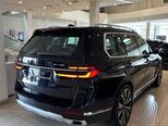 BMW X7-6