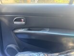 Kia Carens-6