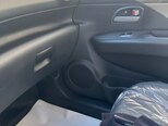 Kia Carens-13