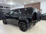Land Rover Defender-6