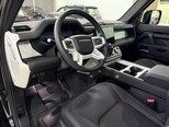 Land Rover Defender-12
