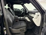 Land Rover Defender-24