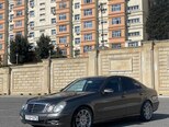 Mercedes E 220-7