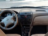 Nissan Sunny-7