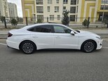 Hyundai Sonata-4