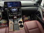 Lexus LX 600-8