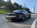Porsche Taycan-2
