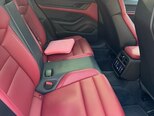 Porsche Taycan-16