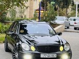 Mercedes E 300-1