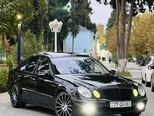 Mercedes E 300-2