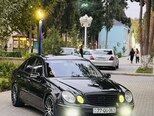 Mercedes E 300-4