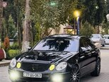 Mercedes E 300-5